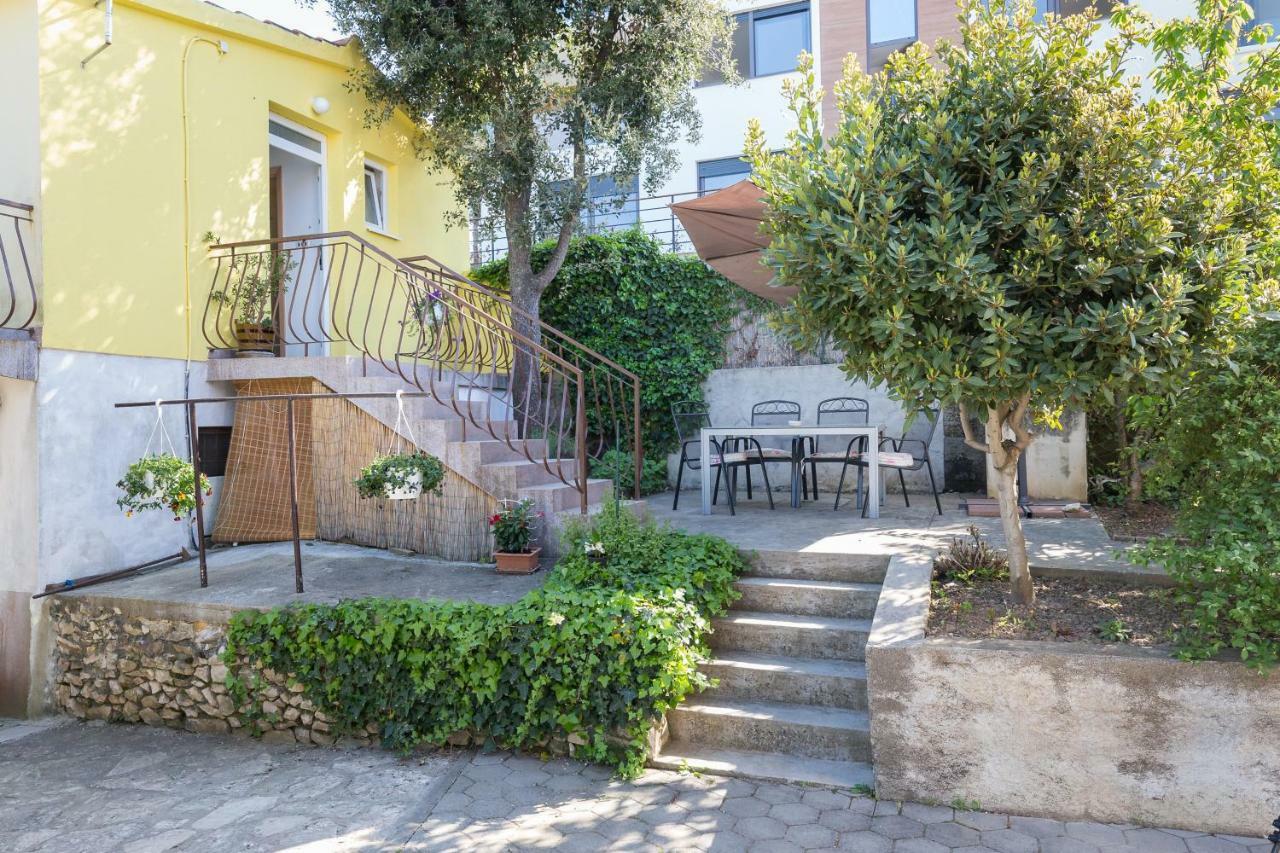 Apartment Marija Petrcane Exterior photo