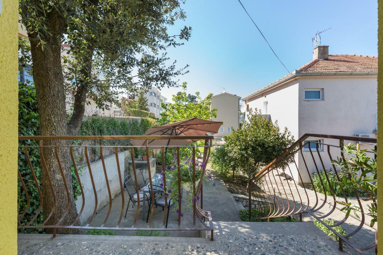 Apartment Marija Petrcane Exterior photo